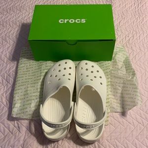 Crocs size M11